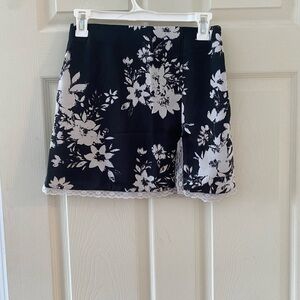 American Eagle Black & White Floral Mini Skirt with Lace Trim